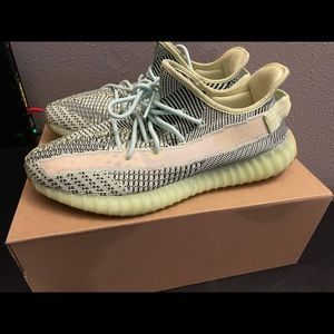 Yeezy boost 350 V2